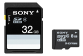 SDHCメモリーカード｢SF-32N4｣(32GB)(左)、  microSDHCメモリーカード｢SR-8A4｣(8GB)(右)