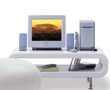 CD-RW/DVD-ROM��̌^�h���C�u���ځBDVD�r�f�I���Ƃ��Ƃ�y���߂�B