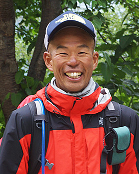 c z vAhx`[[T[1983N6܂ 32