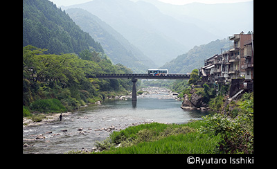 &copy; Ryutaro Isshiki