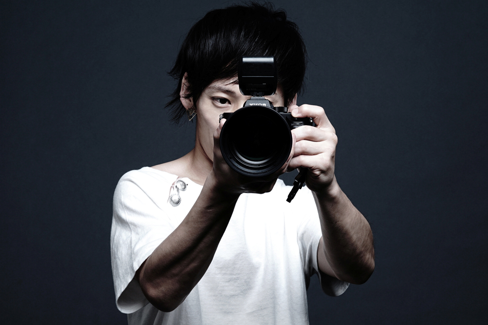 Photographer Takuya 氏 音楽と写真の融合 A Universe デジタル