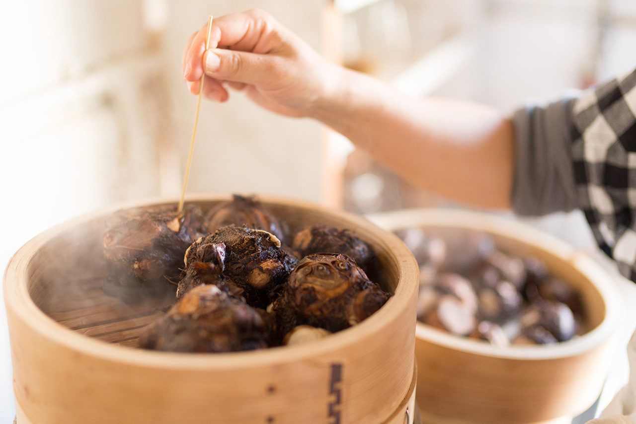 ��99 + Planar T�� 50mm F1.4 ZA SSM�@1/90�@F1.7�@ISO800