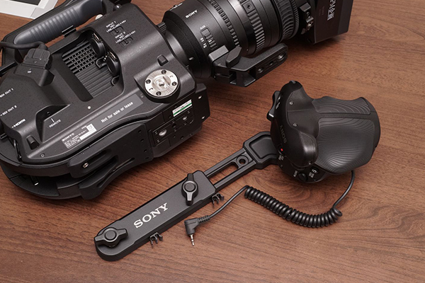 SONY PXW-FS7M2 日本語版 業務用ラージセンサーカメラ