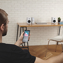 ���C�����X���X�j���O