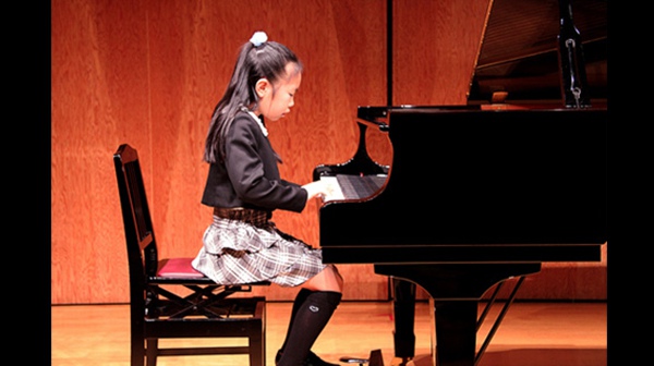 �T�C�����g�B�e