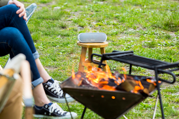 4���Ԃ̏[�d�ōŒ�12���ԍĐ��ł���o�b�e���[�����