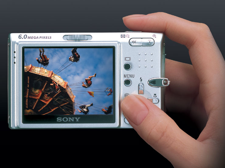 DSC-T9 特長 | デジタルスチルカメラ Cyber-shot