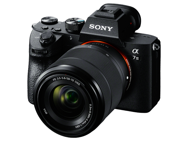 安い直販 SONY a7iii (ILCE−7M3) 本体のみ デジタルカメラ