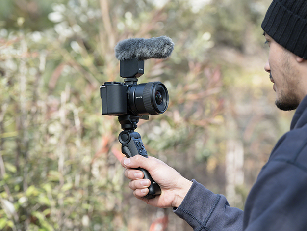 E 11mm F1.8 | デジタル一眼カメラα（アルファ） | ソニー