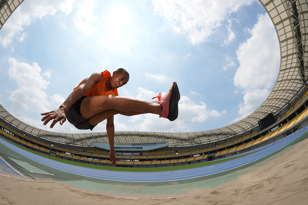 ILCE-9M3�@14mm�@1/8000�b�@F3.5�@ISO320