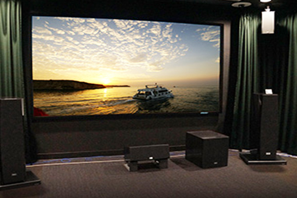 �v���W�F�N�^�[���n�C���]�I�[�f�B�I�̌���