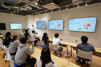 ��7R V�̖��͂��X�^�C���X�g�����Љ�