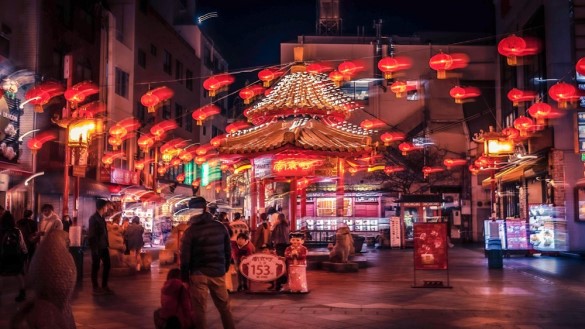 �f���������Ɩ{�i�I�ɎB��܂��񂩁H-�����p�@�iCinema Line�V���[�Y�j�̂�����-�y�J���������W���[ �N���G�C�^�[V�z