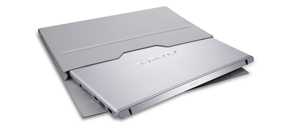 T�V���[�Y���X�^�C���b�V���Ɏ����^�ׂ�L�������O�P�[�X