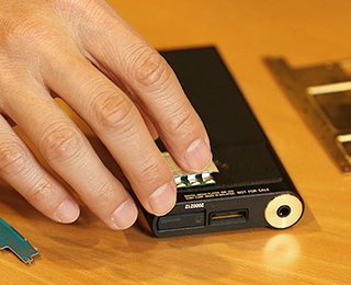 ZX2 Project Member's Voice | Inside the ZX series | ポータブル