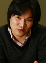 �x�{����