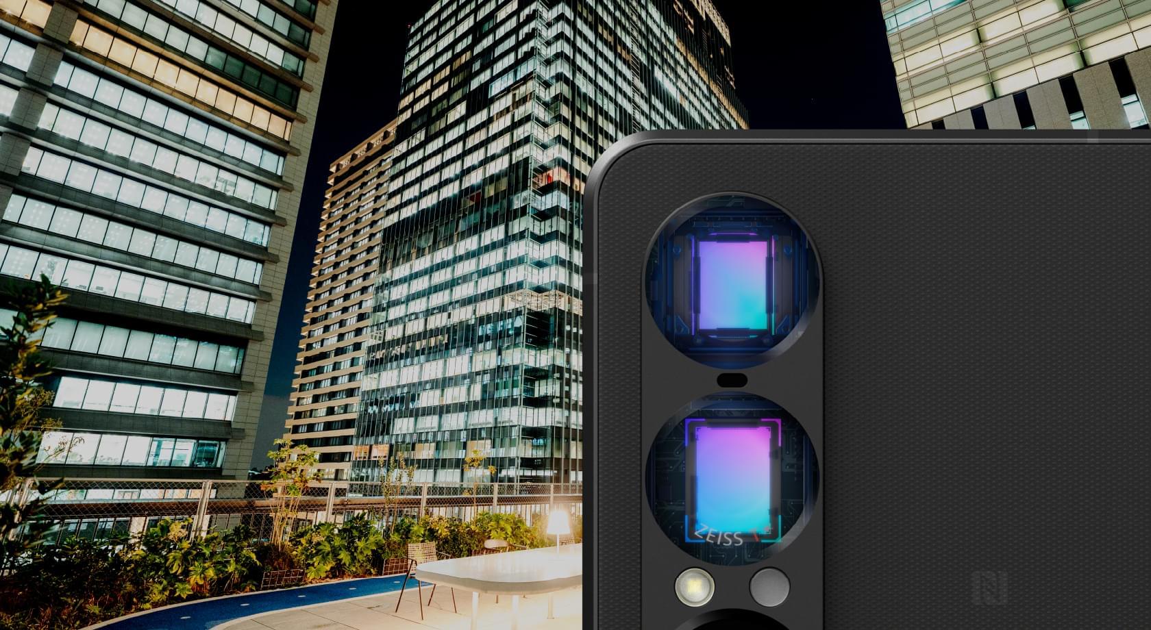 広角、超広角2つのレンズ